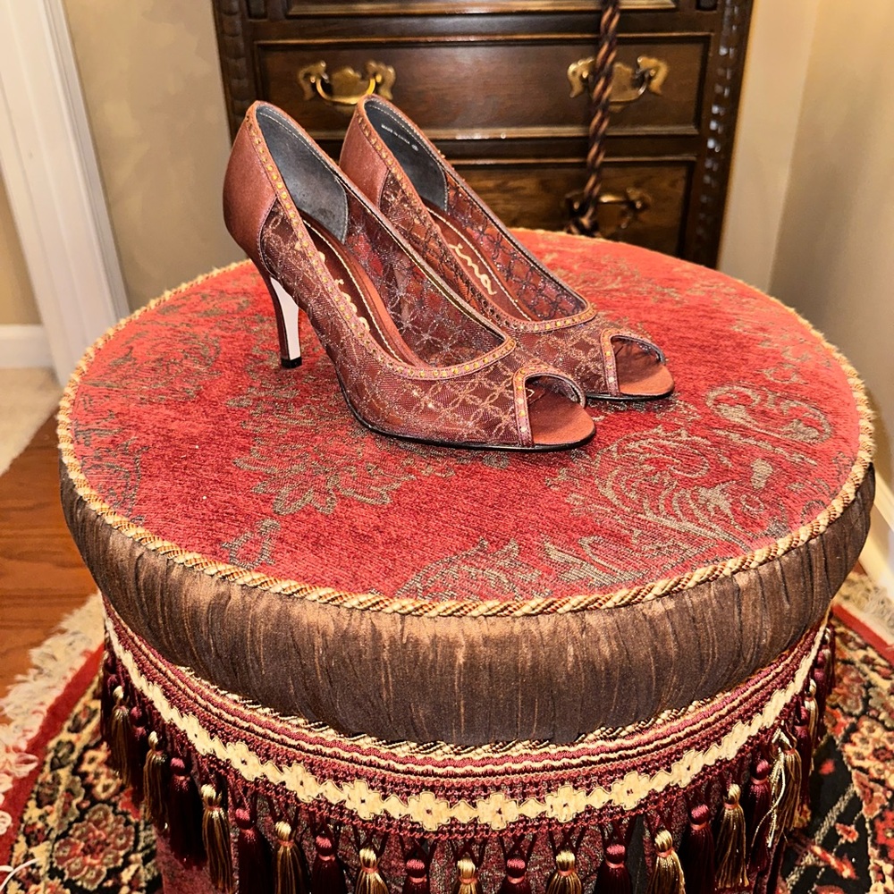 Nina bronze heels size 6.5